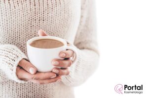 Jak kawa wpływa na skórę?