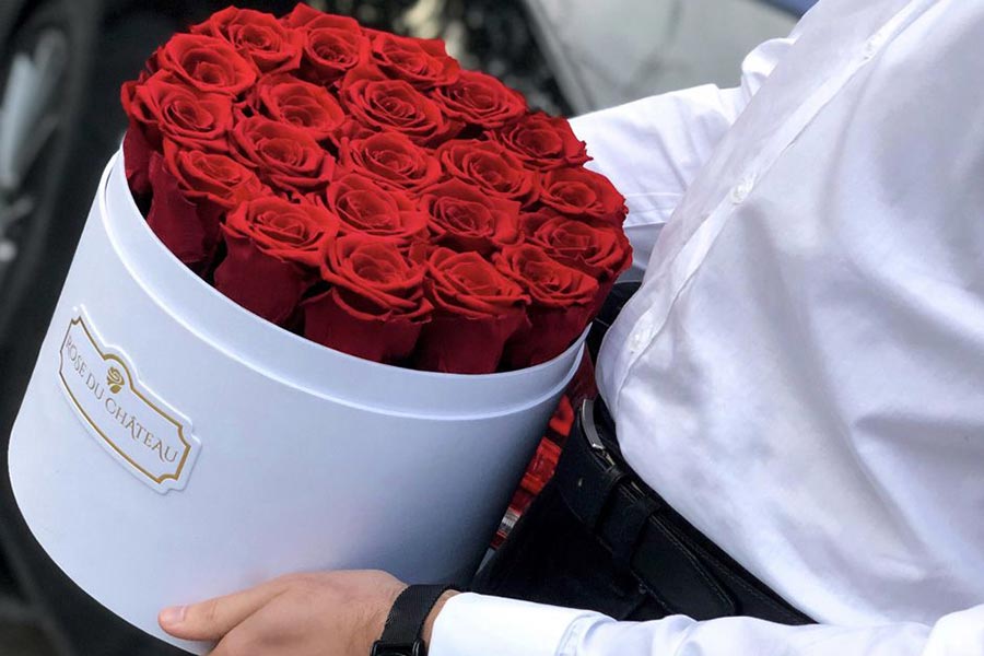 Wieczna róża – efektowny i elegancki prezent na każdą okazję