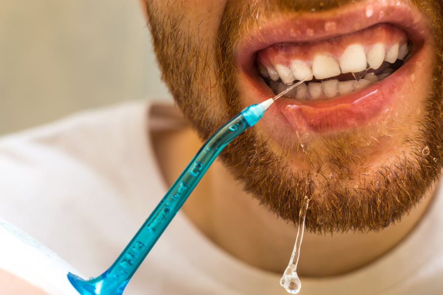 Irygator do zębów – jaki wybrać? TOP 3 najlepsze irygatory stomatologiczne
